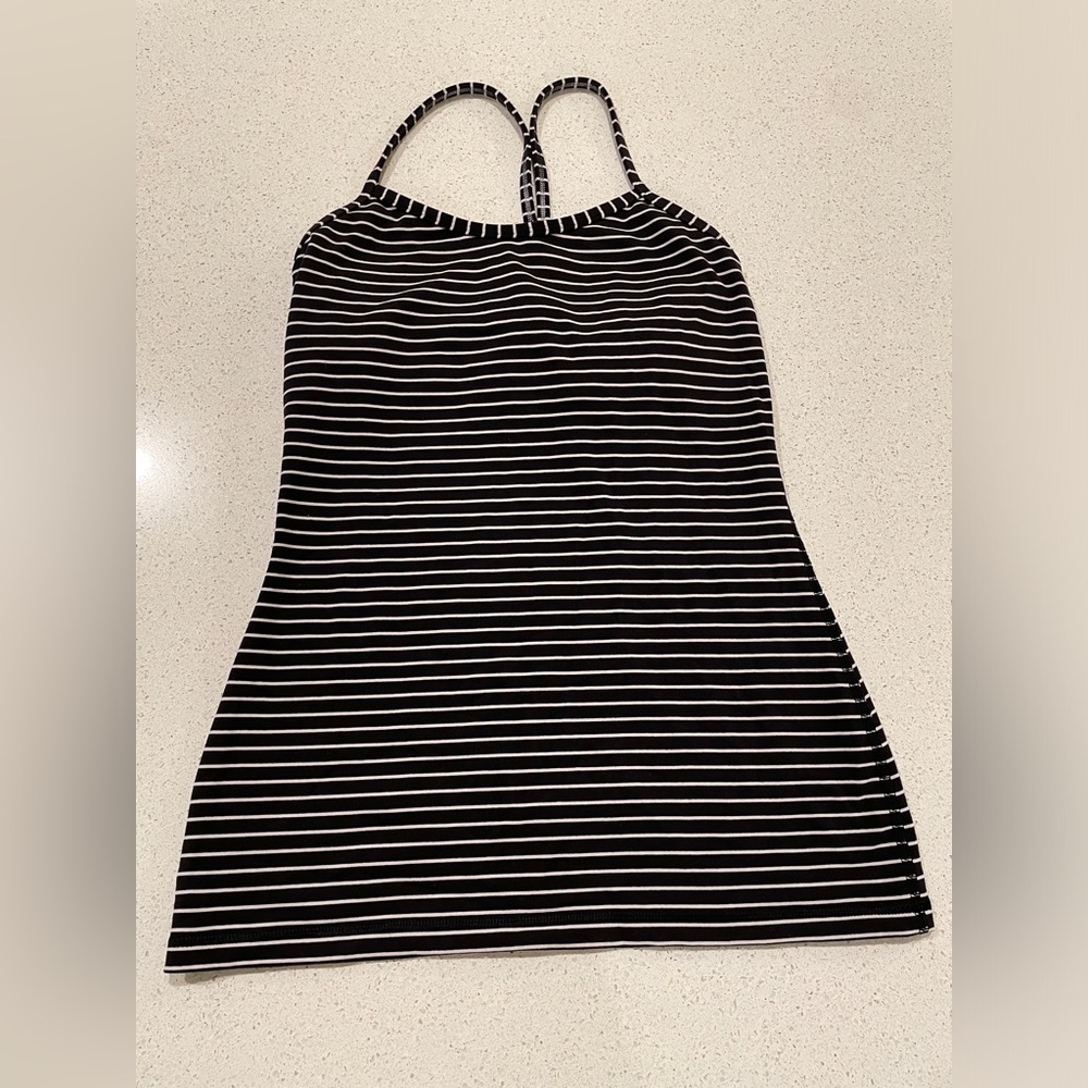 Lululemon Flow Y Tank
